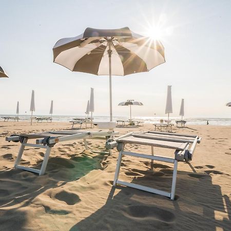 Апарт отель Sabbia & Mare Розолина-Маре Экстерьер фото